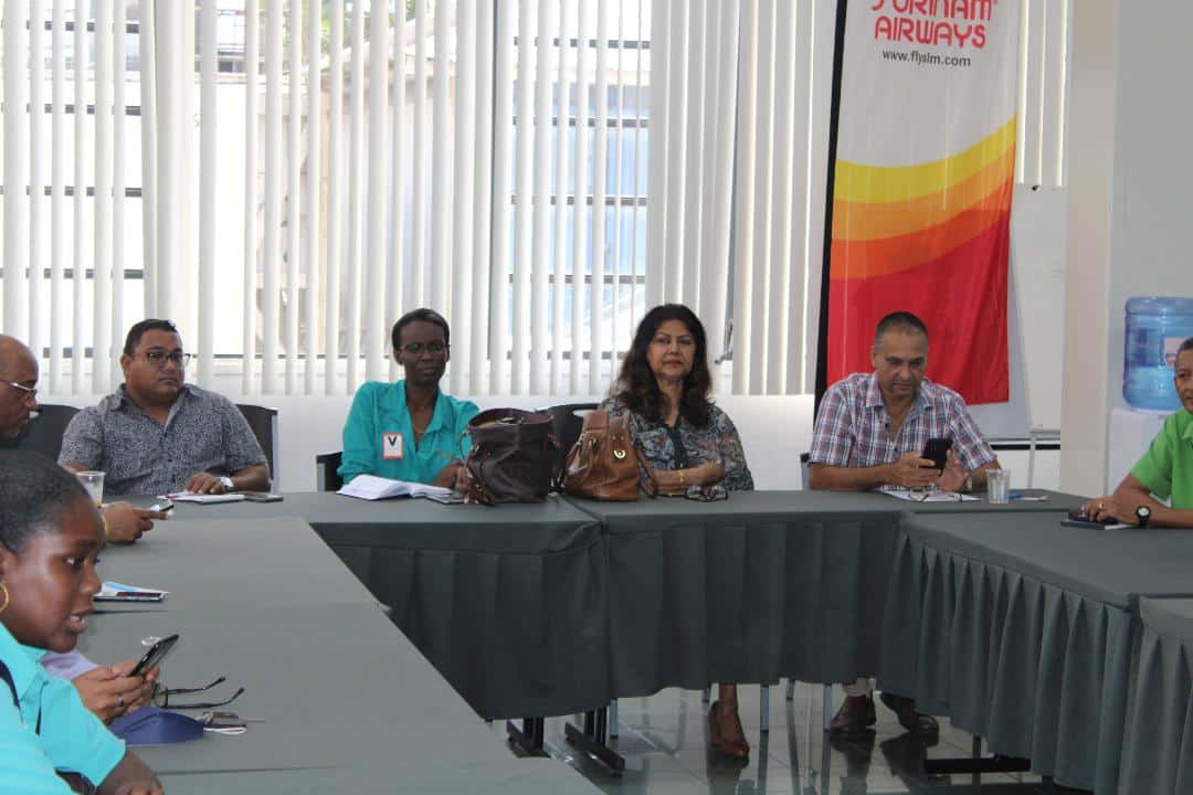 SLM-directie vergadert met Surinaamse reisagenten