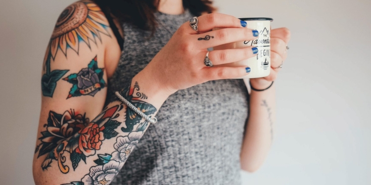 vrouw tattoo
