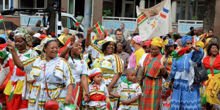 surinamers