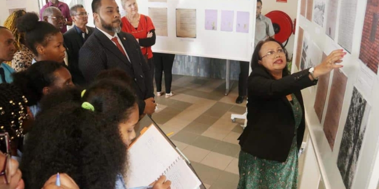 tentoonstelling nas somohardjo