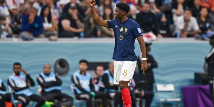221210144610 03 france england wc 121022 restricted