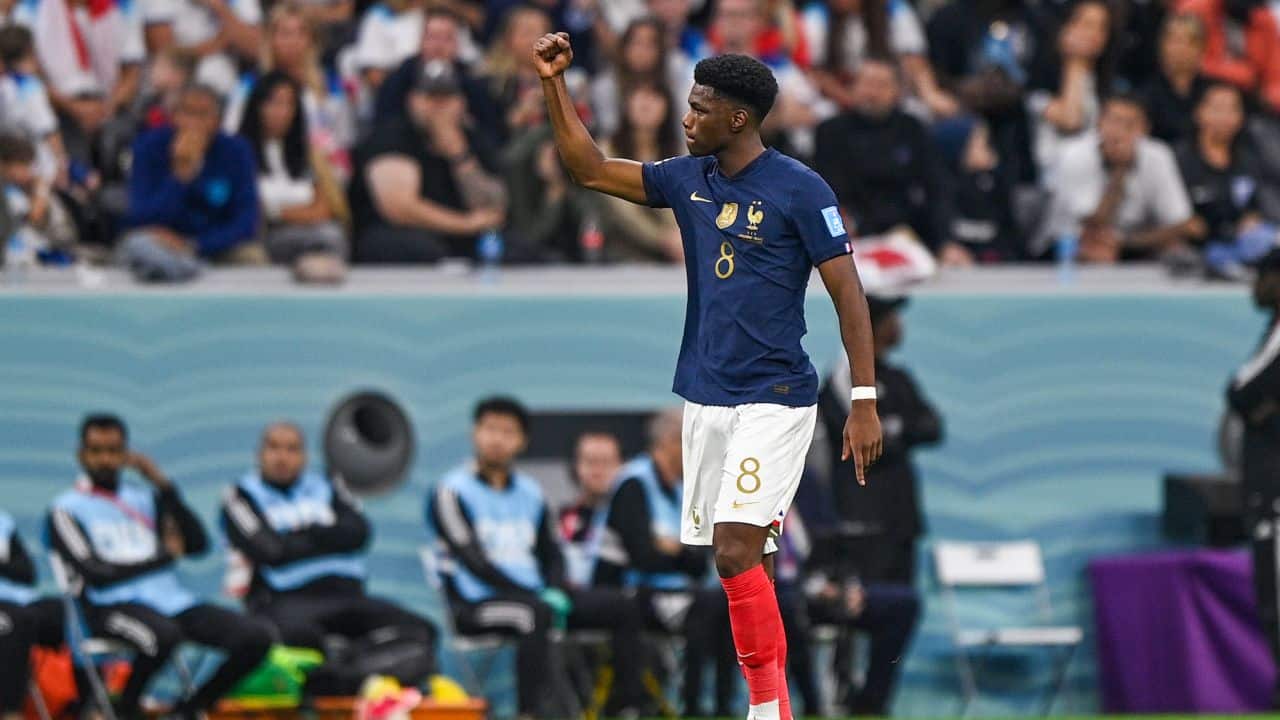 221210144610 03 france england wc 121022 restricted