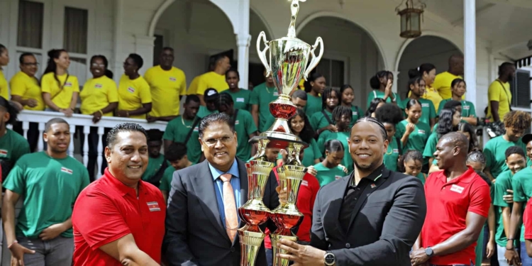 Succesvolle Inter Guyanese sporters te gast bij de president