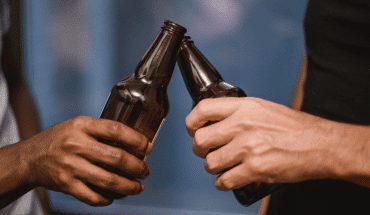 bier alcohol vrienden | GFC Nieuws