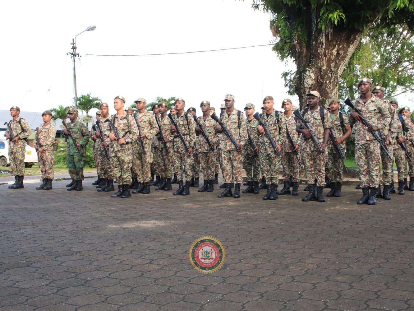 Surinaamse militaire vakbond die subtiel dreigt staatsgreep te plegen moet serieus genomen worden