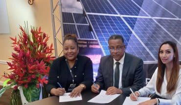 ondertekening MOU vlnr Angela van der Kooye Wilgo Bilkerdijk Chantal Reiziger 1123 | GFC Nieuws
