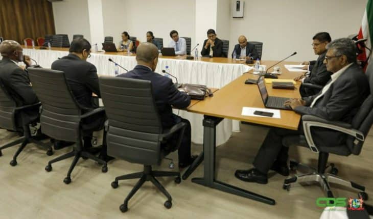 Presidentieel team heeft constructief onderhoud met Centrale Bank van Suriname | GFC