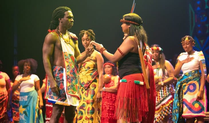 apinti en sambura toneel muzie | GFC