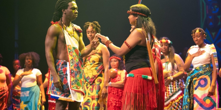 apinti en sambura toneel muzie  scaled