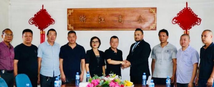 chinese handelsvereniging in Suriname 696x283 1