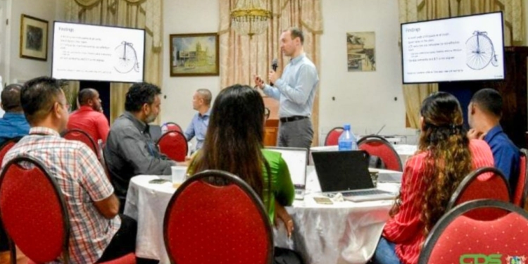 eGA presenteert voorstellen aanpak digitalisatie in Suriname