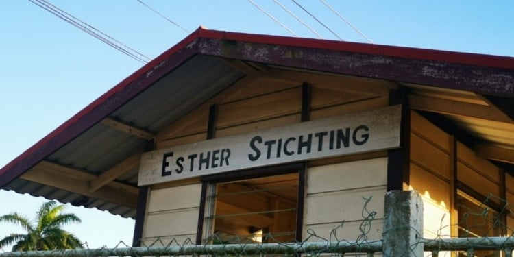 esther stichting