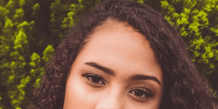 meisje vrouw ogen brunette 1