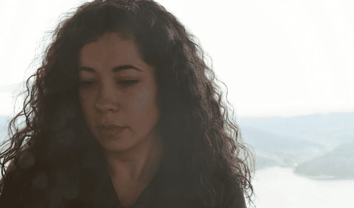 vrouw verdrietig depressief | GFC