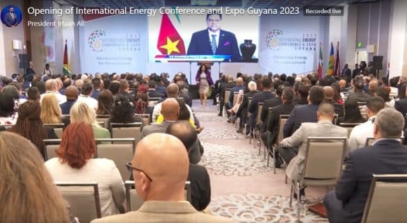 PRES GUY ENERGY EXPO14 feb 585x321 1