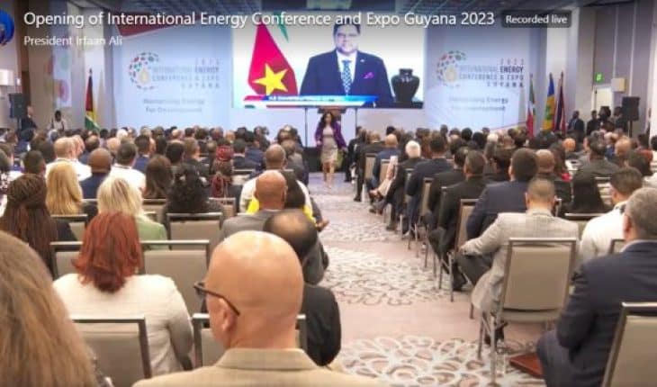 PRES GUY ENERGY EXPO14 feb 585x321 1 | GFC