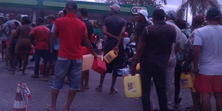 bezine opslaan jerrycan