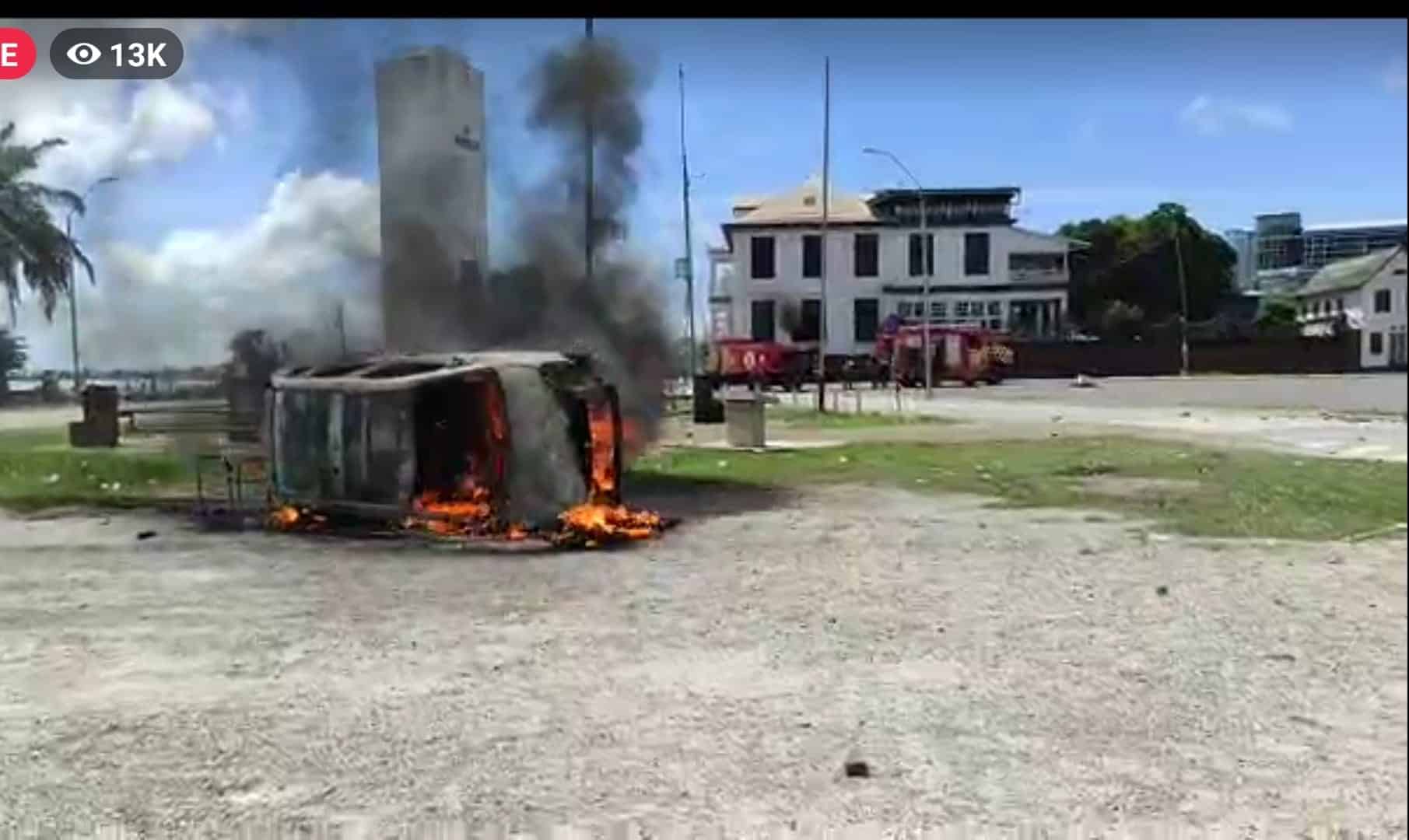 protest auto in brand