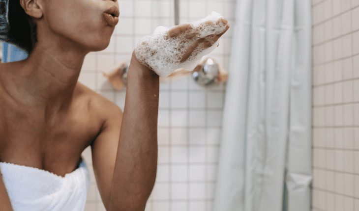 vrouw douchen bad | GFC