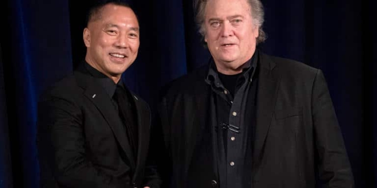 Chinese miljardair en medewerker van Steve Bannon gearresteerd in US 1 miljard fraude samenzwering