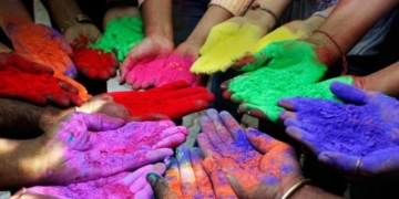 Holi handen PHAGWA PAGWA PAGHWA