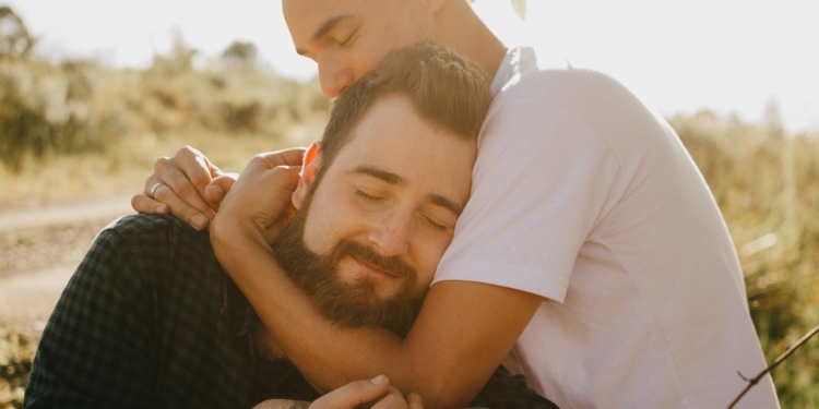 Homostel