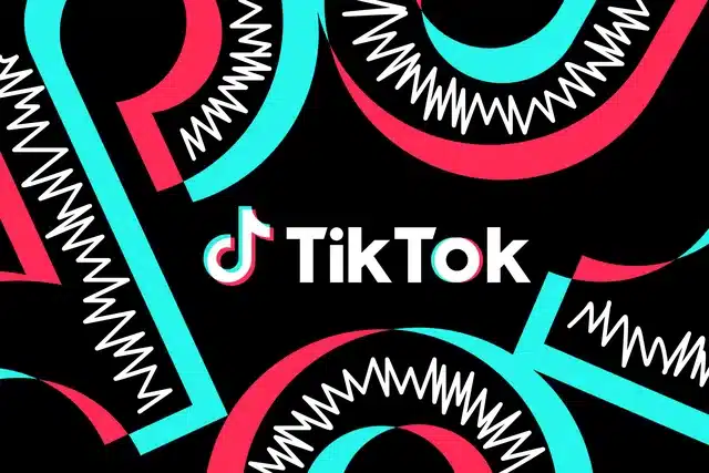 STK051 VRG Illo N Barclay 5 tiktok