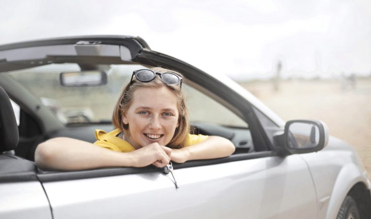 vrouw auto rijden | GFC