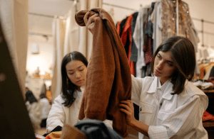 kleding kleren winkelen shoppen vrouwen mode dames | GFC