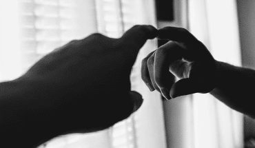 spiegel hand arm | GFC