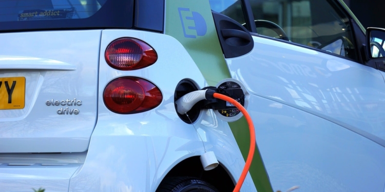 Auto elektrich