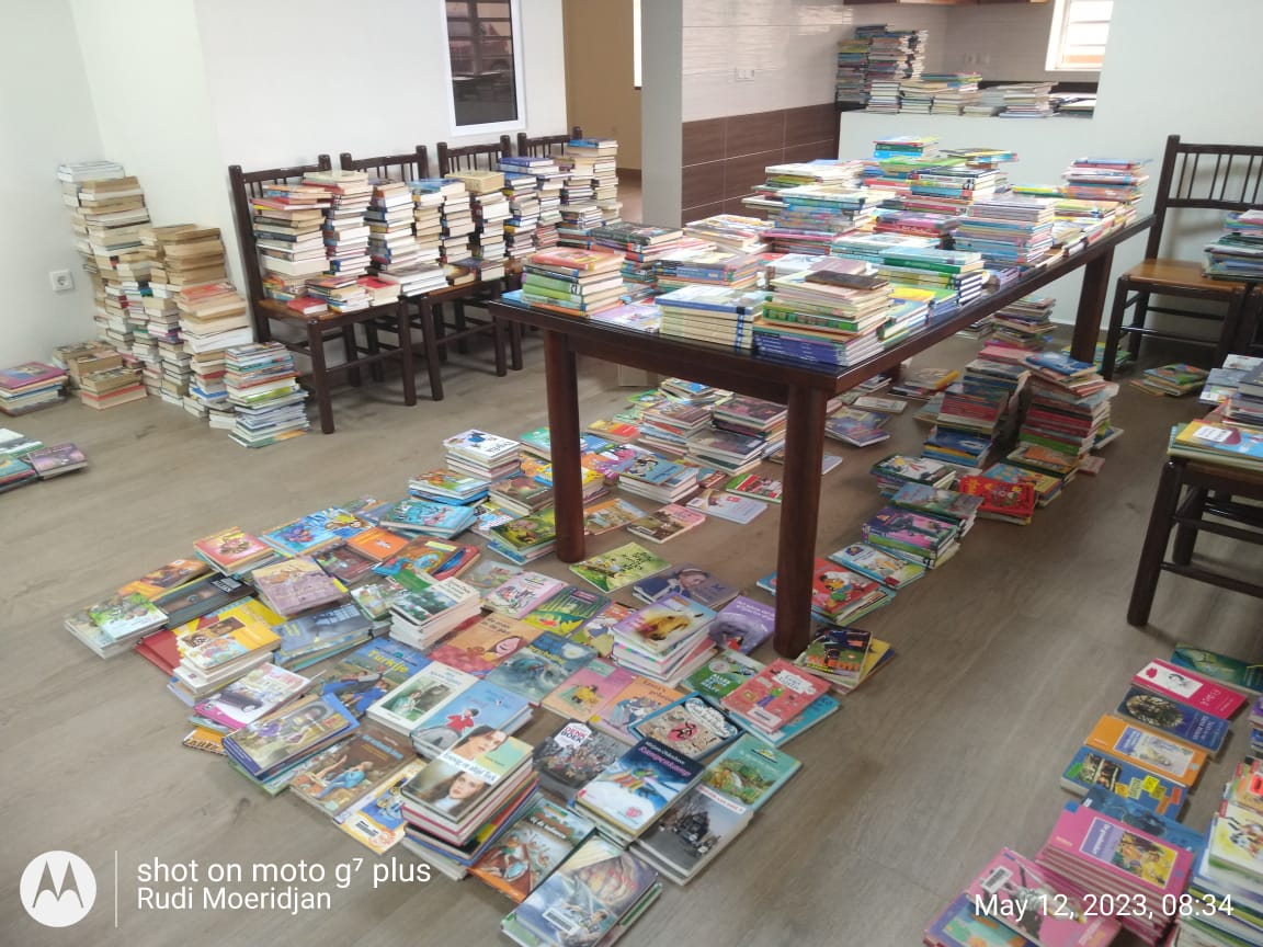 Inspanning Jeugdraadslid Saramacca voor renovatie bibliotheek Mulo Mathoora