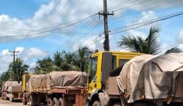 Vrachtwagens te Oud Copieweg maken rechtsomkeer met lading | GFC