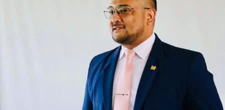 minister van Sozavo Uraiqit Ramsaran