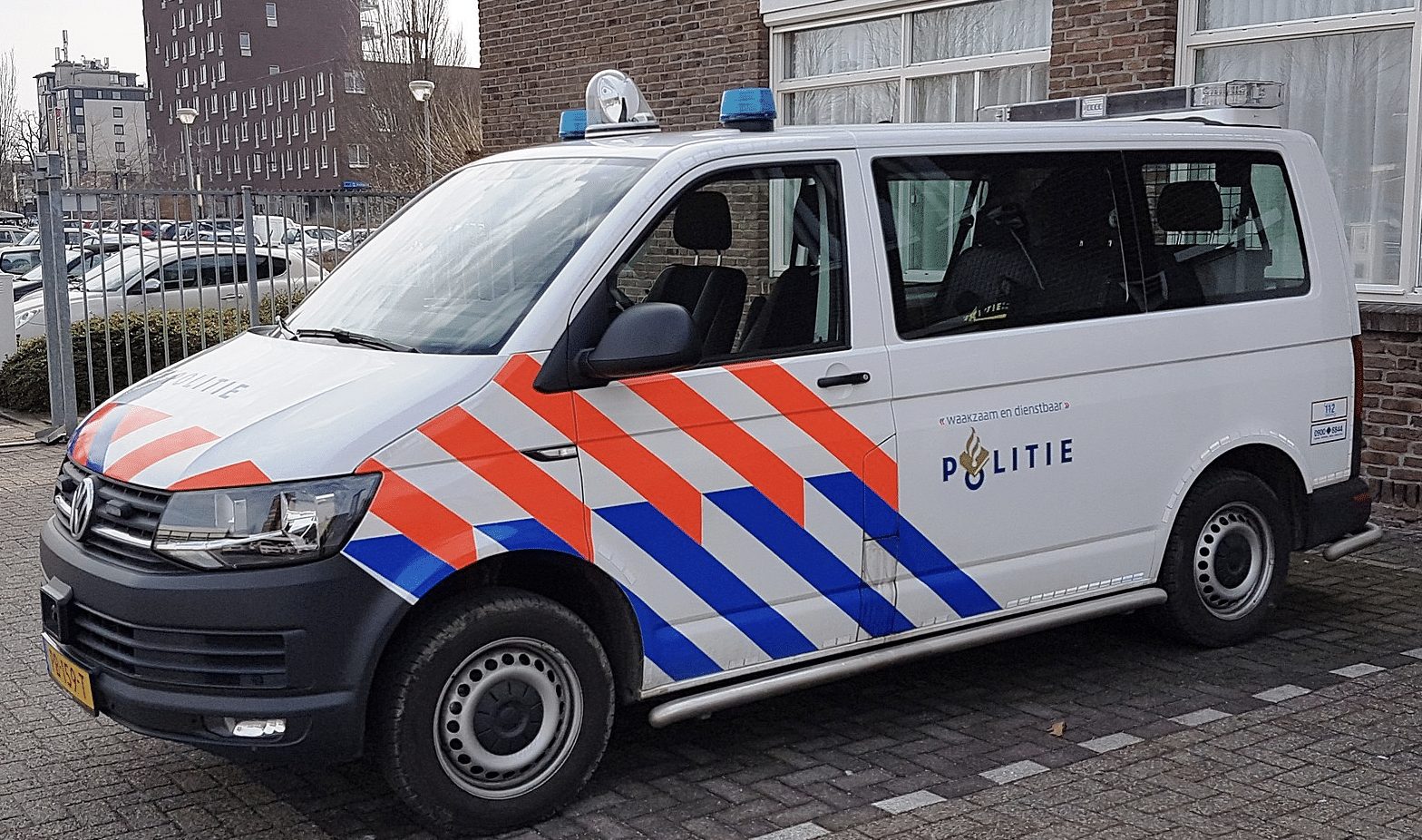 politiebusje nederlandse politie
