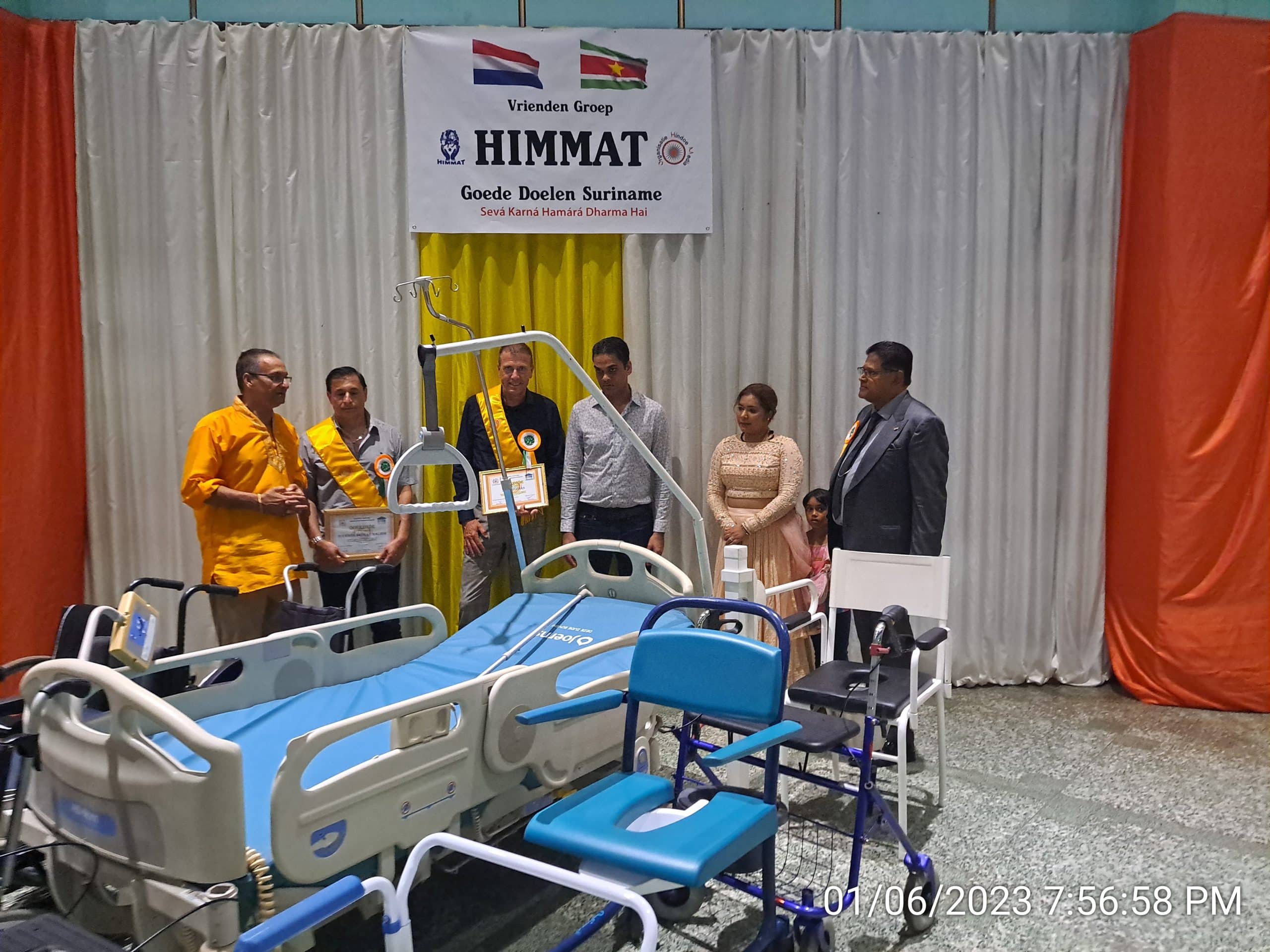 Himmat, Vertraco Shipping en OHM doneren hulpgoederen met 150 jaar Hindustaanse Immigratie
