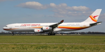 slm surinam airways airbus 340 pz tcp
