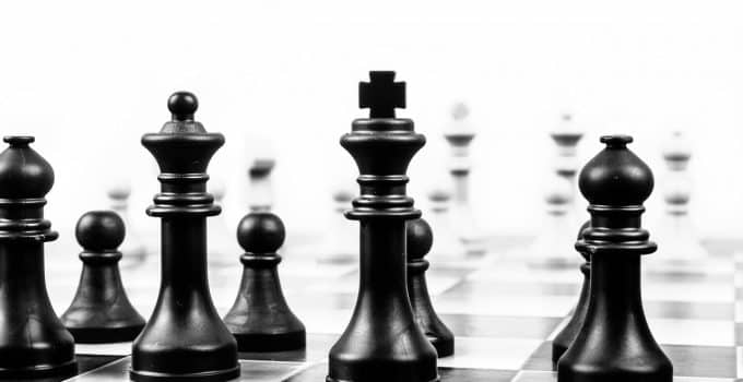 Puzzels, schaken en sociale contacten verminderen dementierisico