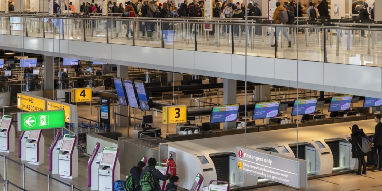 schiphol vertrekhal