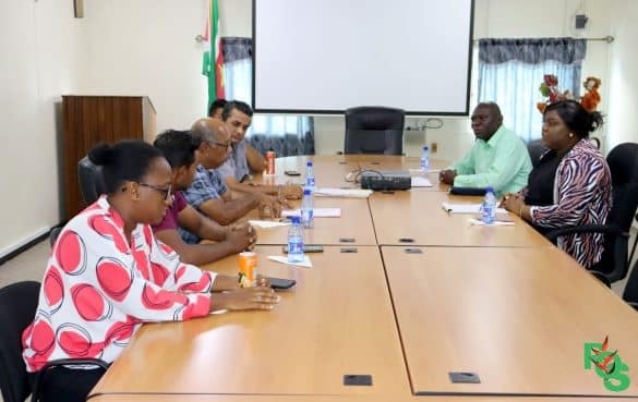 Bond OWMCP in conclaaf met ROS minister