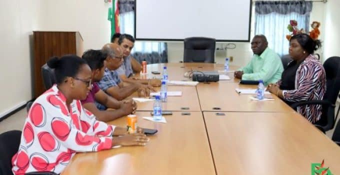 Bond OWMCP in conclaaf met ROS minister