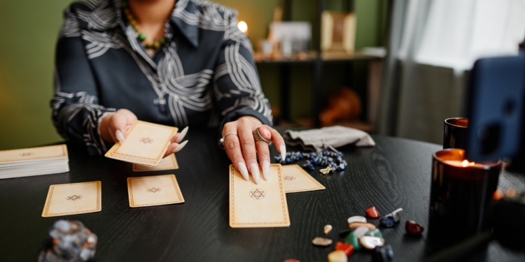helderziende voodoo tarotkaarten zwarte magie