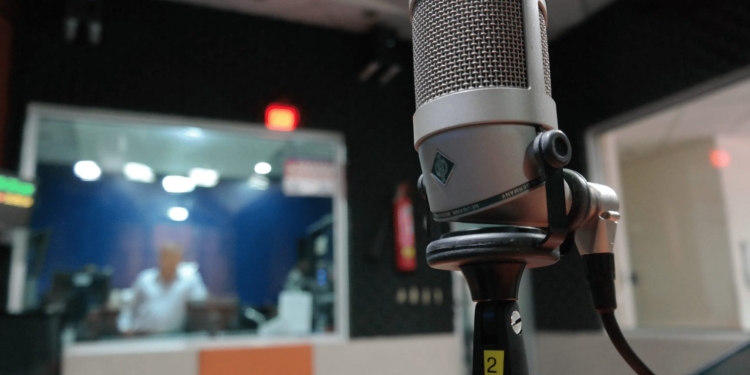 interview microfoon radio media