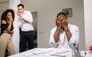 zakenman stress schulden problemen verdriet depressief | GFC