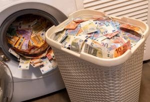 geld euro witwassen money laundering