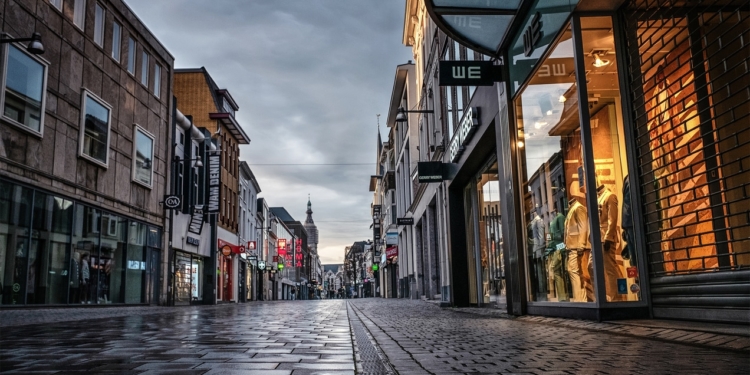 winkelstraat nederland stad centrum