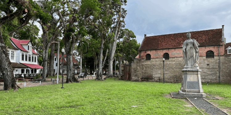 suriname fort zeelandia paramaribo