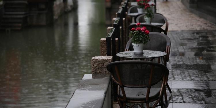 Terras leeg