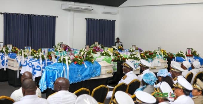 President Santokhi vraagt herinnering slachtoffers Matawai levend te houden