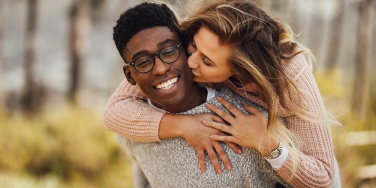 koppel relatie liefde stel interraciaal gemengd